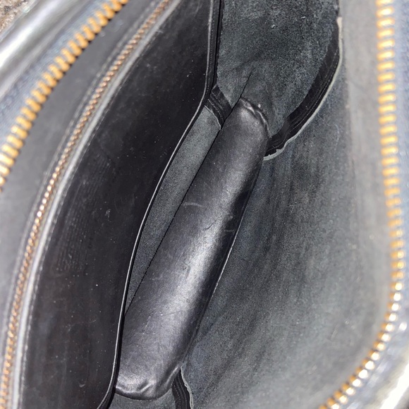 Vintage Black Coach Slim Duffle Sac - Picture 4 of 11